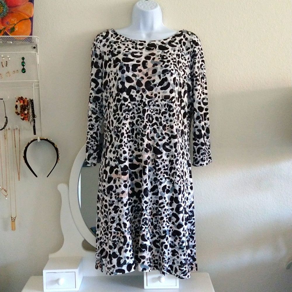 Tommy Bahama Long Sleeve Dress Leopard size Small